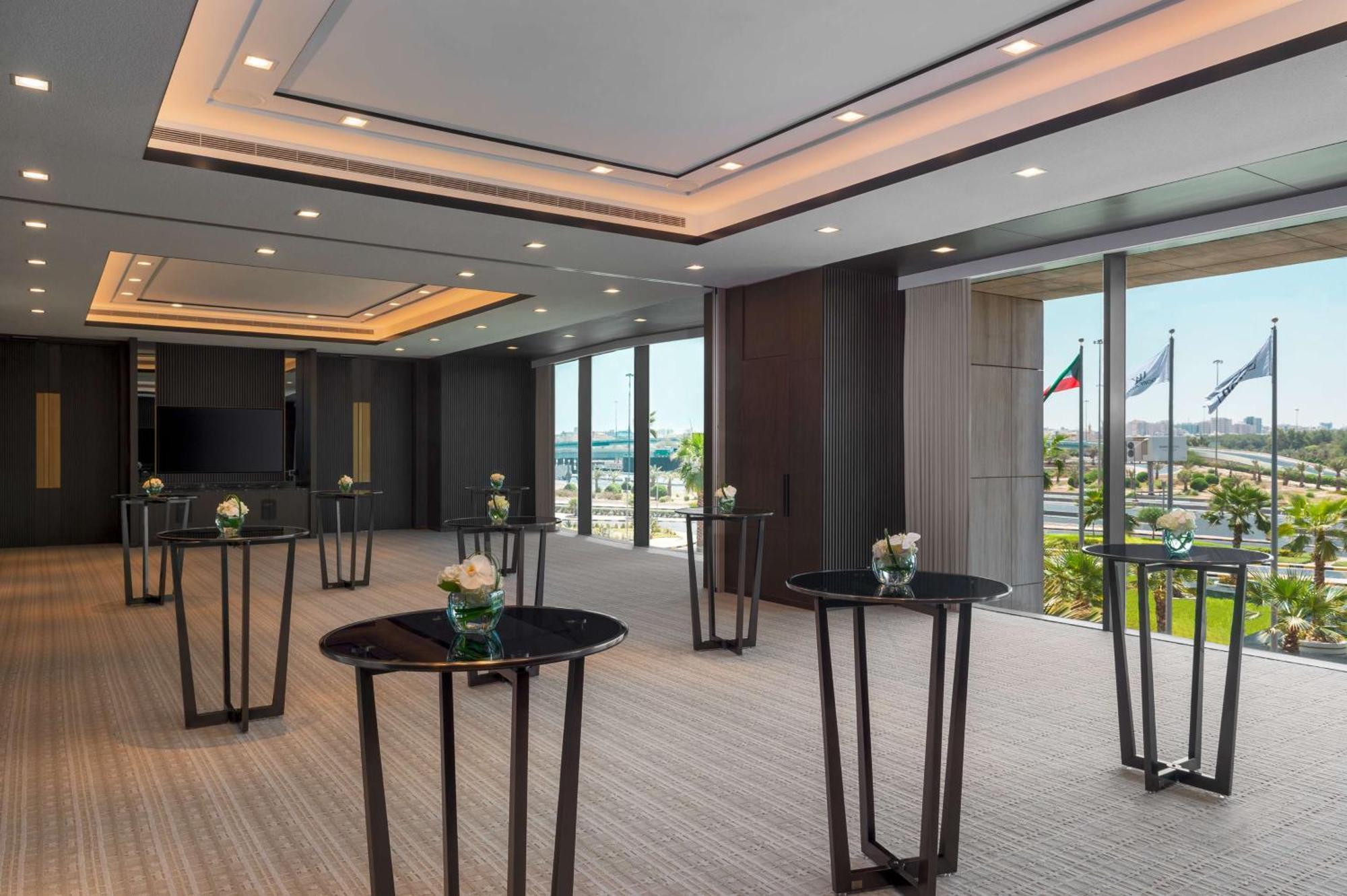Waldorf Astoria Kuwait Otel Kuveyt Dış mekan fotoğraf The Westin Manama