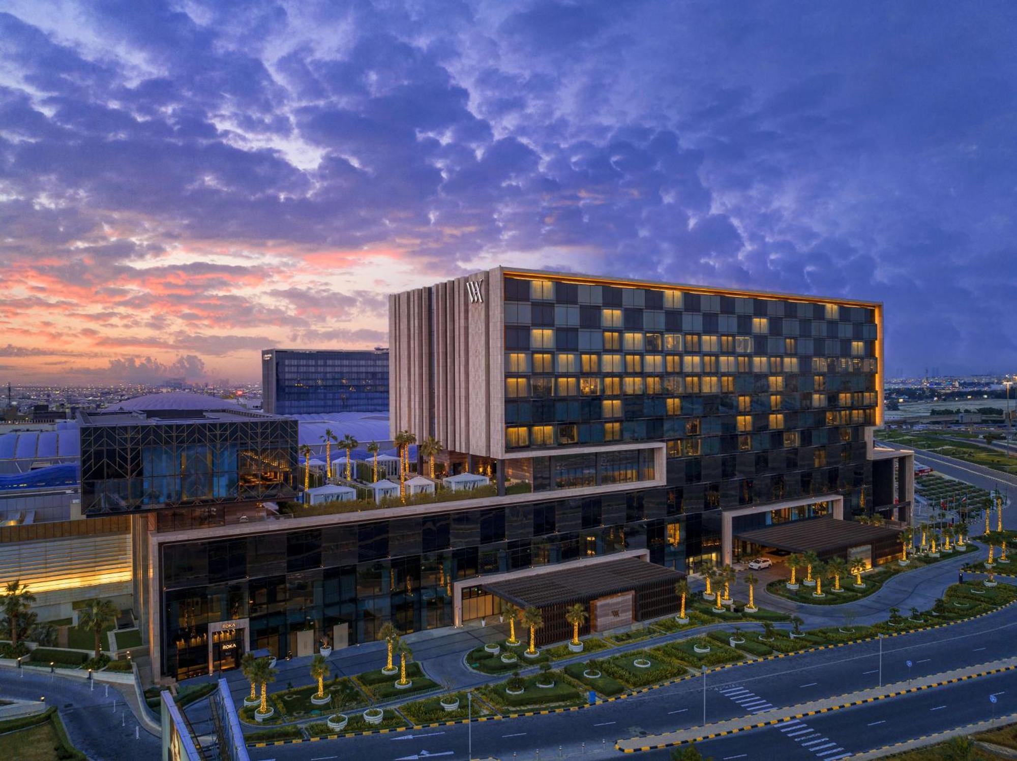 Waldorf Astoria Kuwait Otel Kuveyt Dış mekan fotoğraf The hotel at sunset